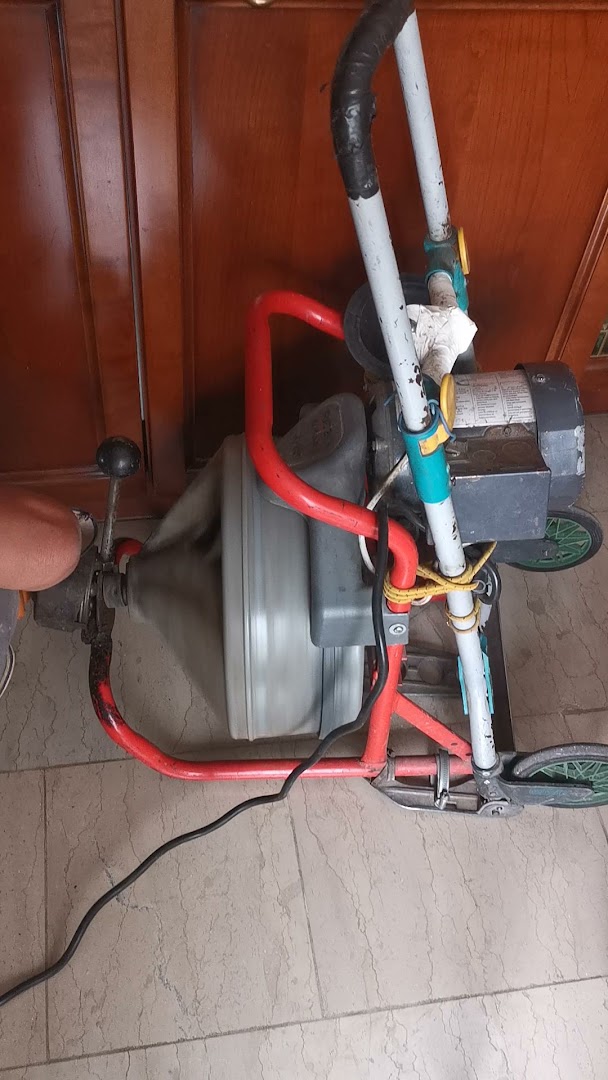ΥΔΡΑΥΛΙΚΟΙ ΘΕΣΣΑΛΟΝΙΚΗΣ, ΑΝΑΚΑΙΝΙΣΕΙΣ, ΦΥΣΙΚΟ ΑΕΡΙΟ, ΒΛΑΒΕΣ, ΑΠΟΧΕΤΕΥΣΕΙΣ · Φωτογραφίες 13
